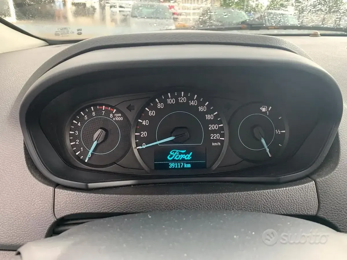 Usata Ford Ka Ultimate 86 CV (63 kW) 2019 Bianco Berlina