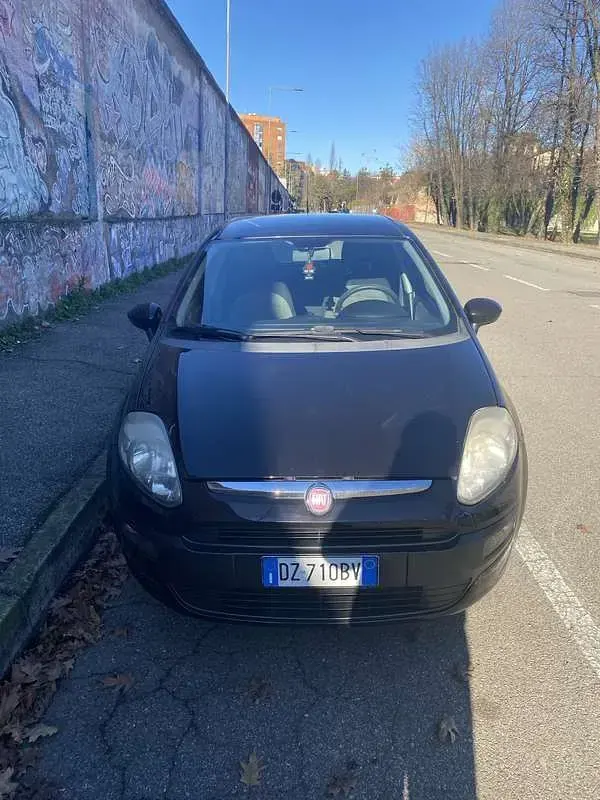 Usata Fiat Punto Evo Dynamic 77 CV (56 kW) 2009 Utilitaria