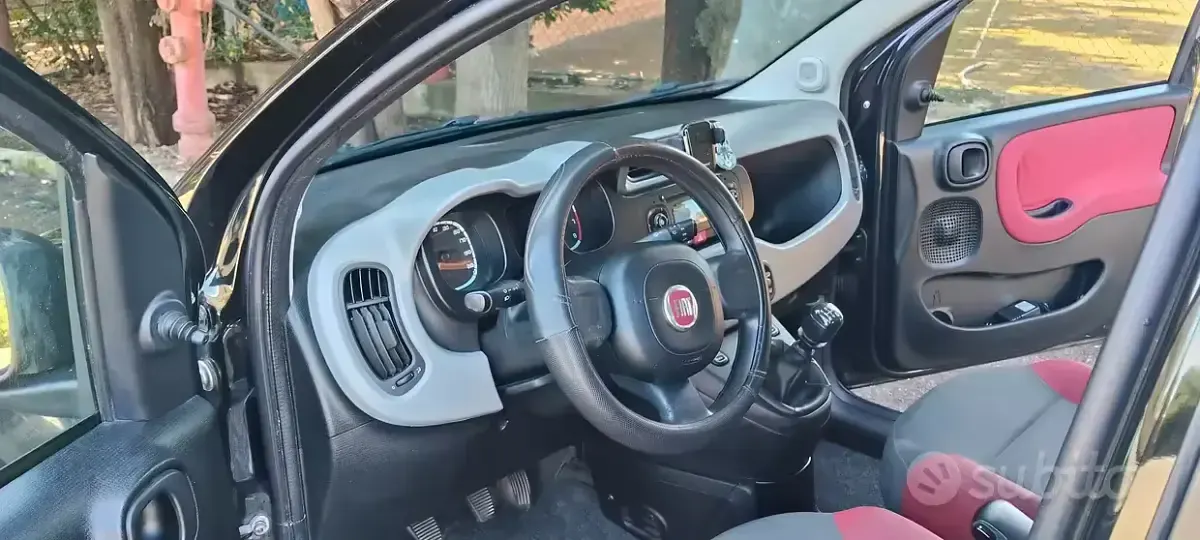 Usata Fiat Panda 85 CV (62 kW) 2014 Utilitaria