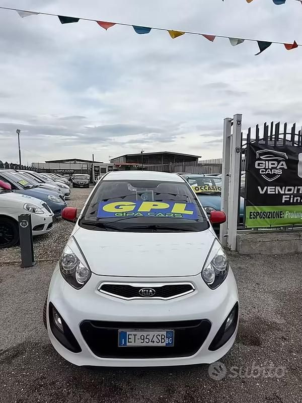 Usata Kia Picanto 68 CV (50 kW) 2014 Bianco Utilitaria
