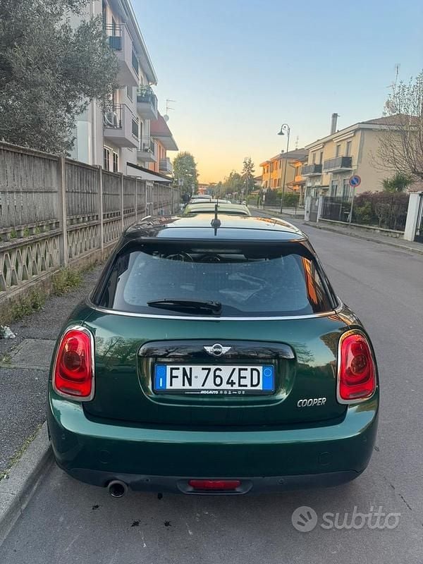 Usata Mini Cooper Hype 136 CV (100 kW) 2018 Utilitaria
