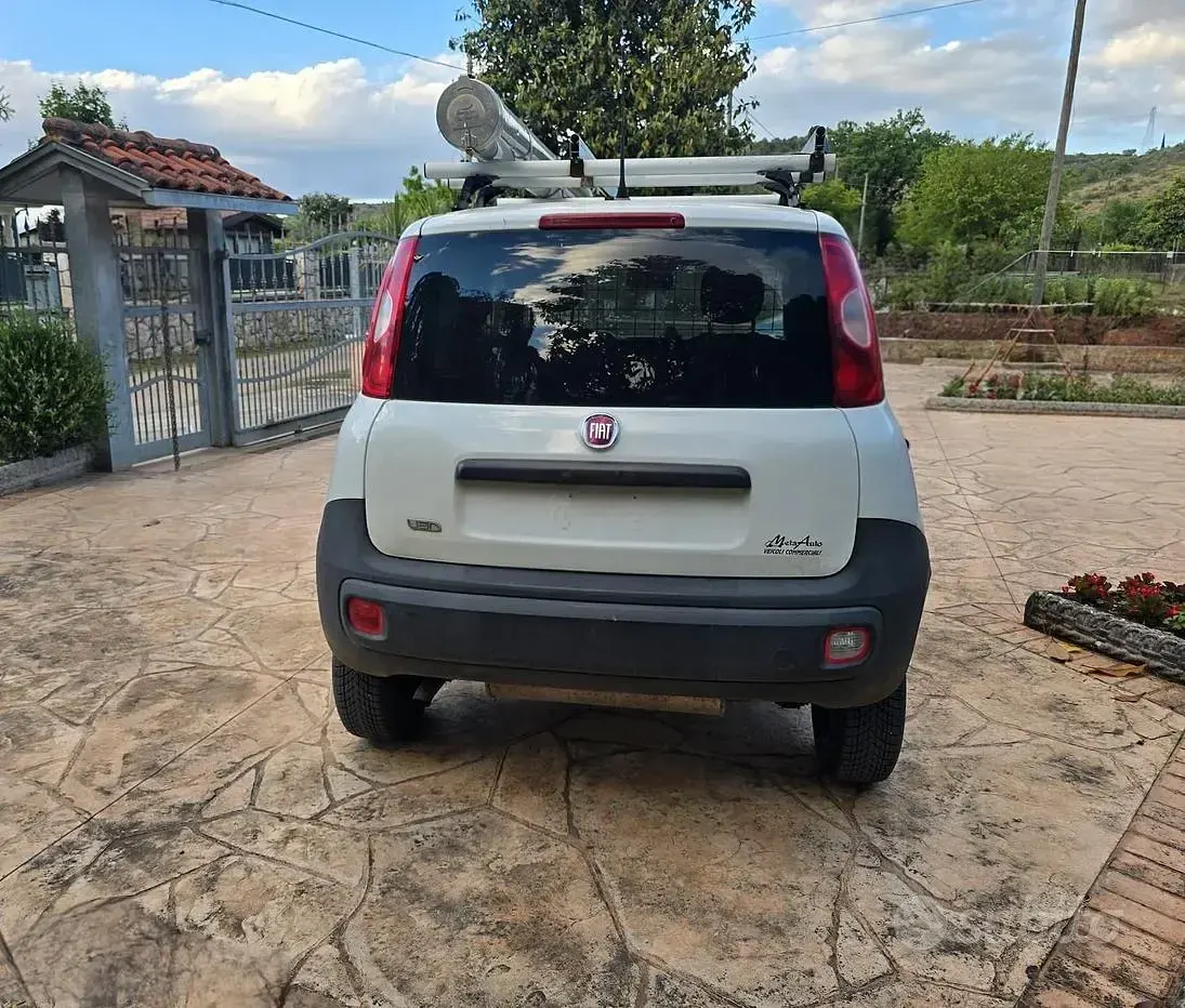 Usata Fiat Panda 4x4 75 CV (55 kW) 2014 Bianco Utilitaria
