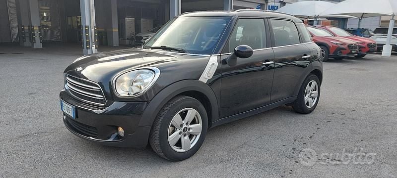 Usata Mini Park Lane Countryman 111 CV (81 kW) 2016 Nero SUV