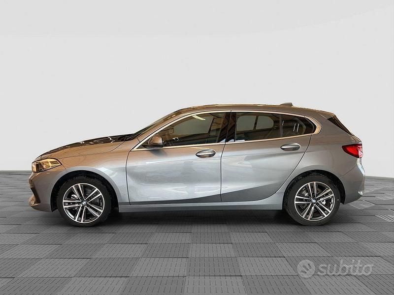 Usata BMW 116 Advantage 108 CV (79 kW) 2023 Grigio Utilitaria