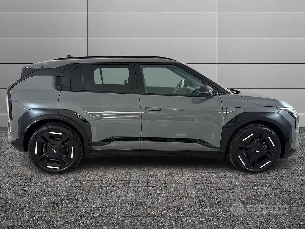 Usata Kia EV3 GT-Line 50 kW (68 CV) 2025 Grigio SUV