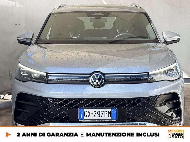 Usata VW Tiguan R-line 150 CV (110 kW) 2024 Argento SUV
