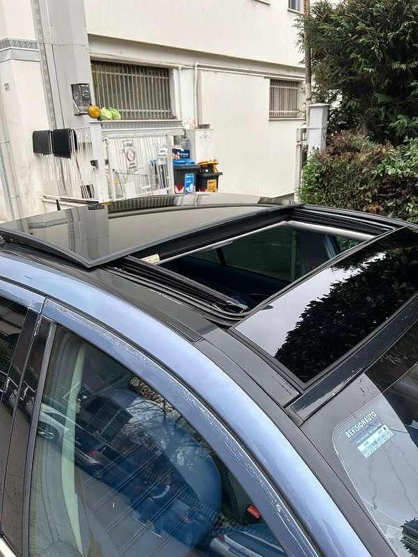 Usata Mercedes E270 Avantgarde 177 CV (130 kW) 2003 Berlina