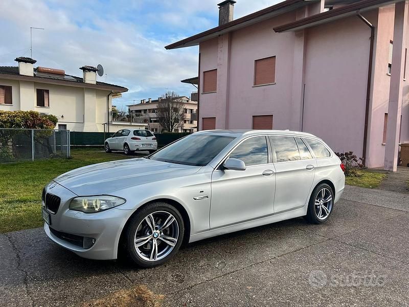 Usata BMW 520 2010 Grigio Berlina