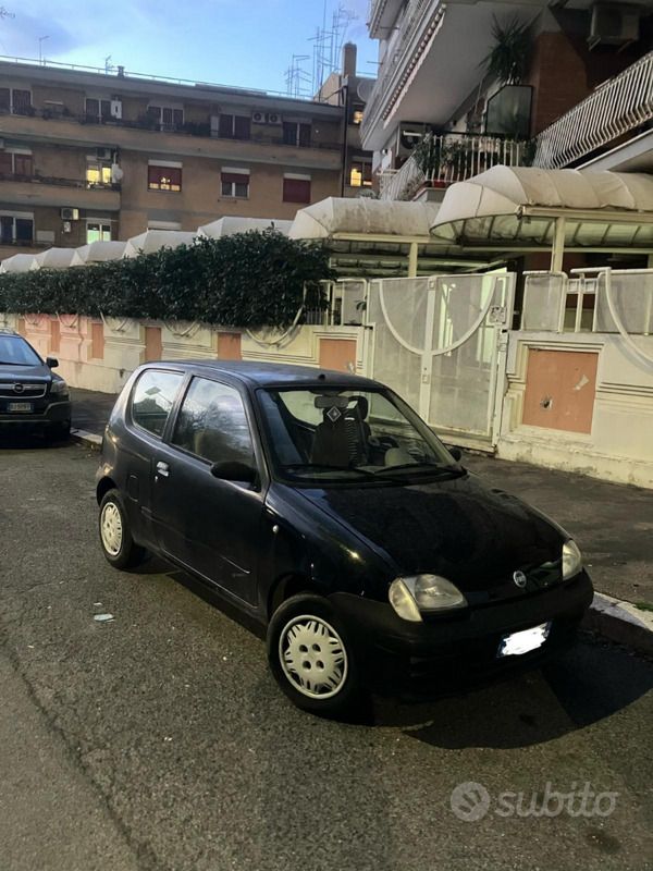 Usata Fiat 600 54 CV (39 kW) 2008 Nero Utilitaria
