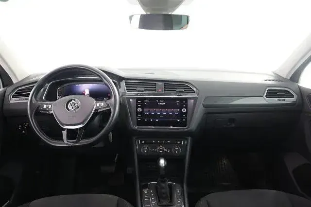 Usata VW Tiguan Advance 150 CV (110 kW) 2020 Tungsten silver SUV