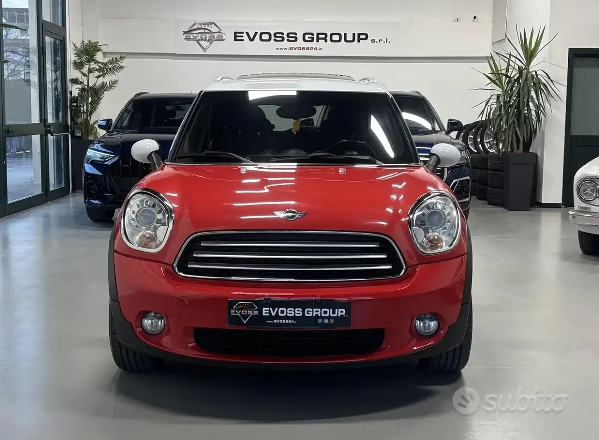 Usata Mini Cooper D Countryman 111 CV (81 kW) 2012 Rosso SUV