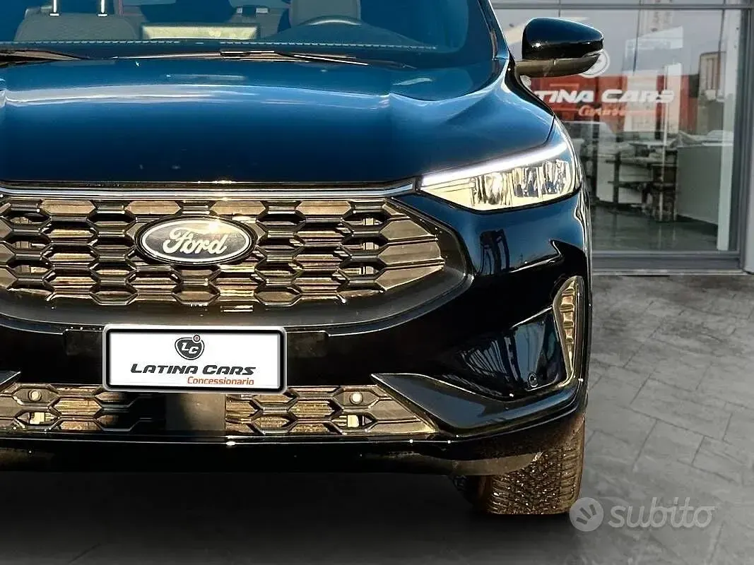 Usata Ford Kuga ST-Line 243 CV (178 kW) 2025 Nero SUV