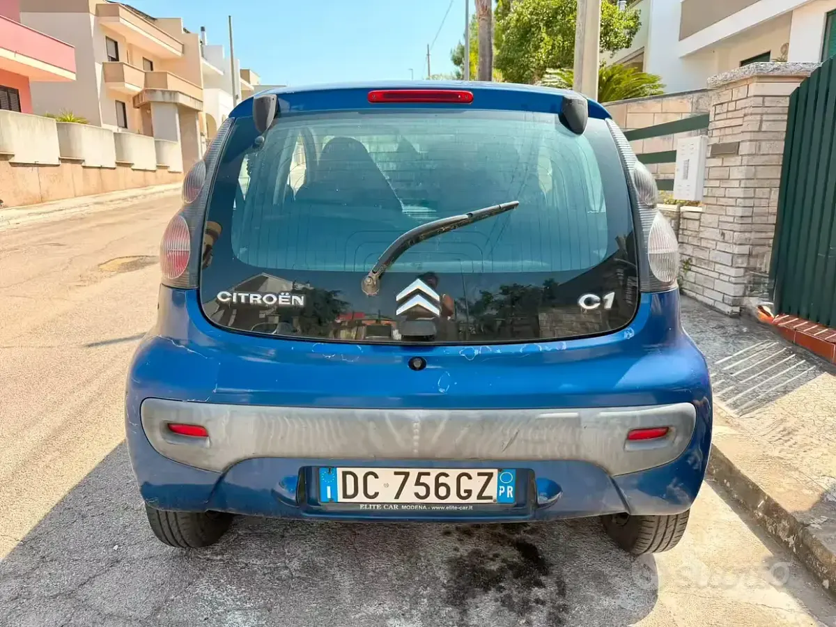 Usata Citroën C1 54 CV (39 kW) 2006 Bluazzurro Utilitaria
