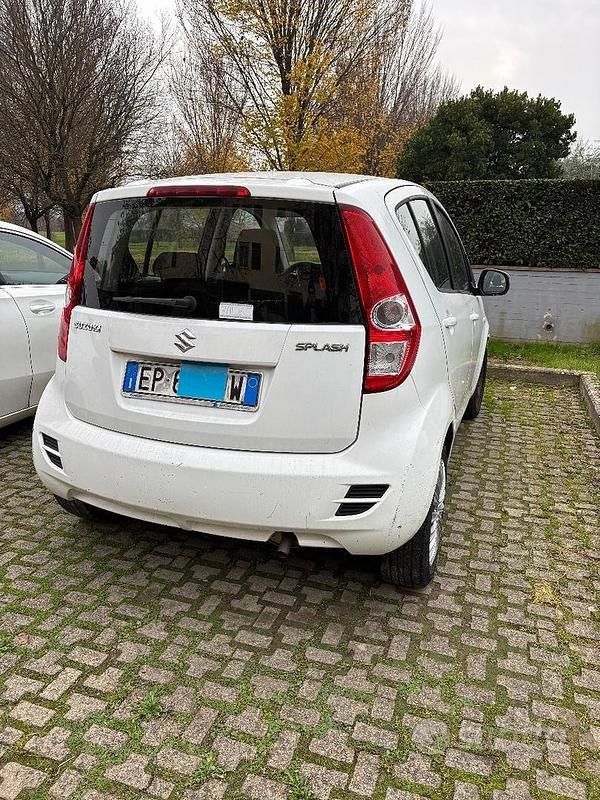Usata Suzuki Splash GL 68 CV (50 kW) 2013 Bianco Utilitaria