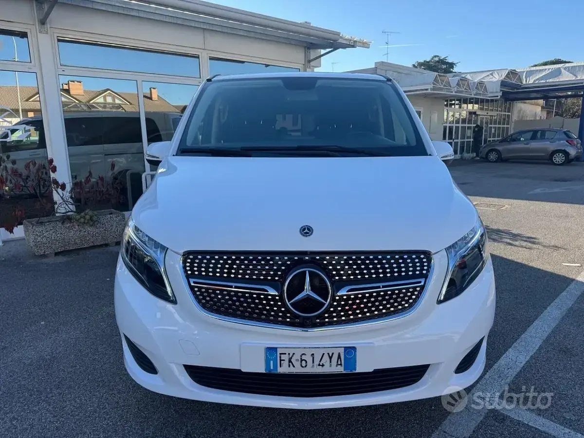 Usata Mercedes V220 Executive 163 CV (119 kW) 2017 Bianco Monovolume