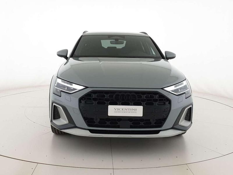 Nuova Audi A3 150 CV (110 kW) 2025 Grigio freccia perla Berlina