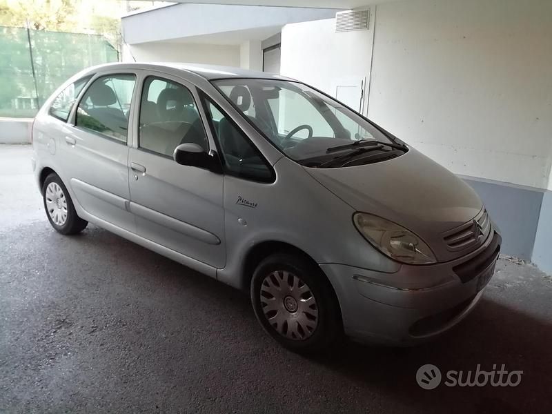 Grigio Usata 2004 Citroën Xsara Monovolume | 1200 € (Ottimo prezzo) - Immagine 1/4