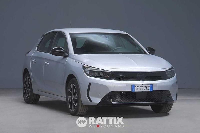 Usata Opel Corsa 101 CV (74 kW) 2025 Crystal silver Utilitaria