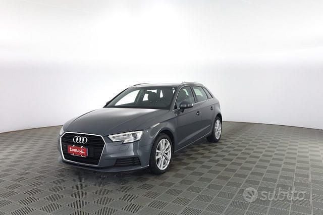 Usata Audi A3 Business 150 CV (110 kW) 2018 Grigio Berlina