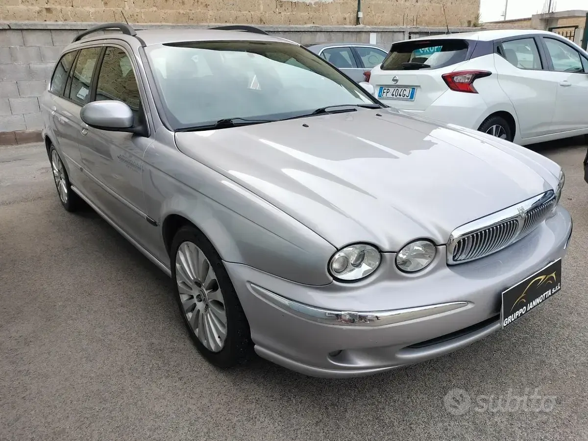 Usata Jaguar X-type Executive 131 CV (96 kW) 2004 Grigio Station wagon