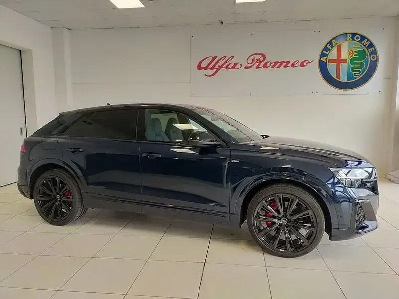 Nuova Audi Q8 S-Line 286 CV (210 kW) 2025 Blu SUV