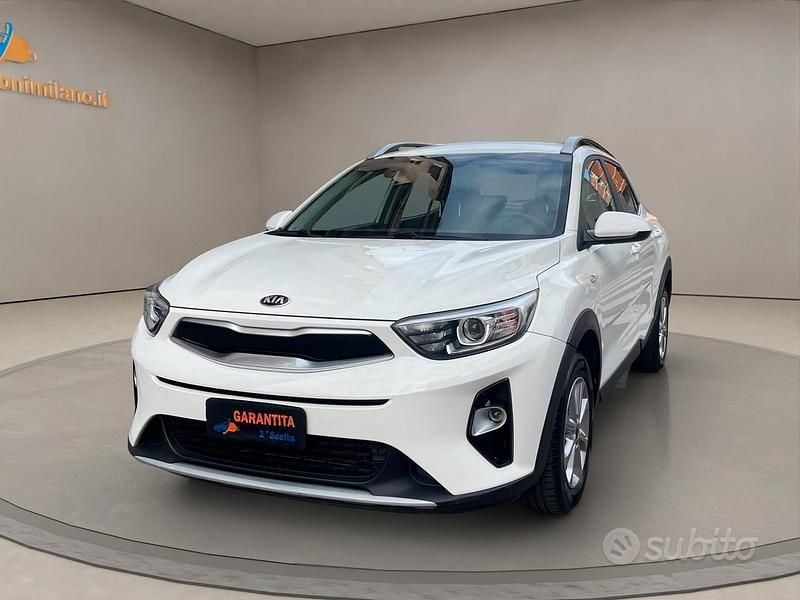 Usata Kia Stonic 101 CV (74 kW) 2020 Bianco SUV