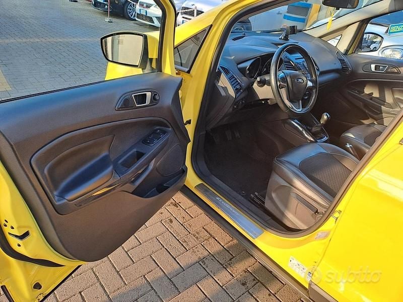 Usata Ford Ecosport Titanium 125 CV (91 kW) 2017 Giallo SUV