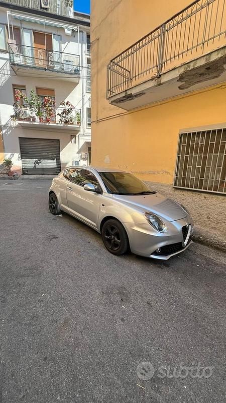 Usata Alfa Romeo MiTo Super 79 CV (58 kW) 2018 Grigio Utilitaria
