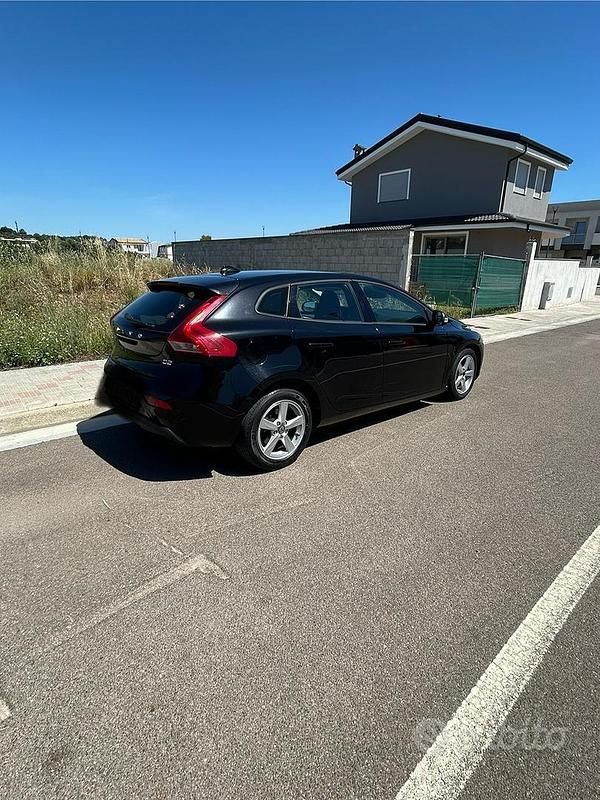 Usata Volvo V40 2014 Nero Station wagon