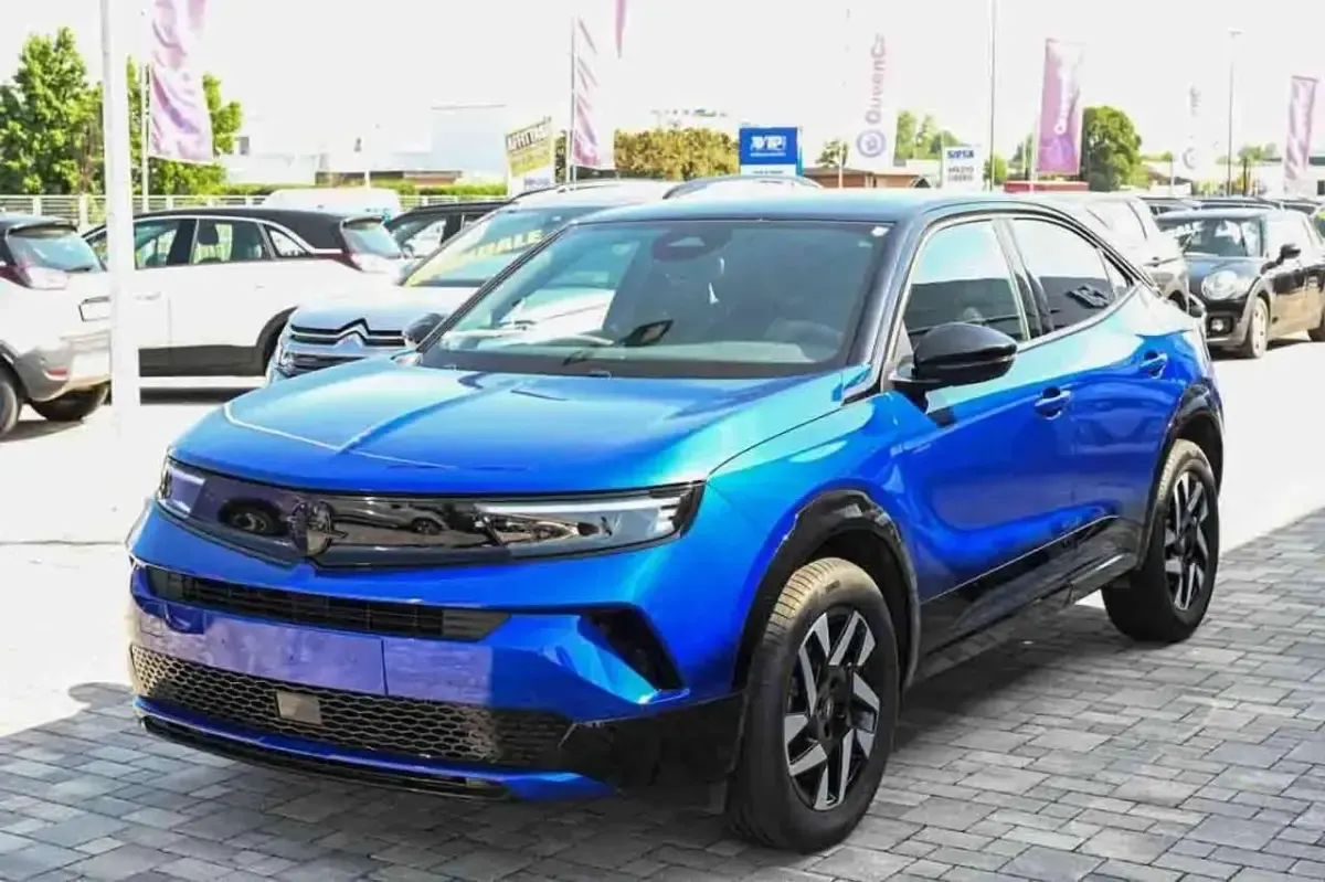 Usata Opel Mokka 136 CV (100 kW) 2025 SUV