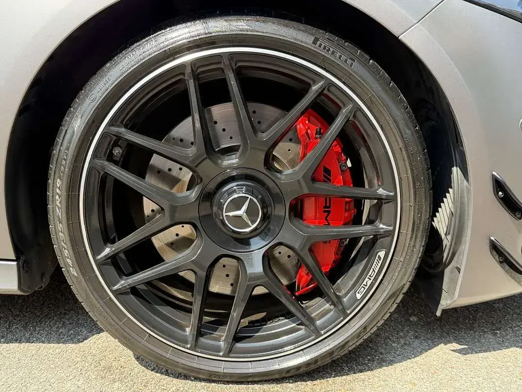Käytetty Mercedes A45 AMG AMG 421 HP (309 kW) 2023 Sedan