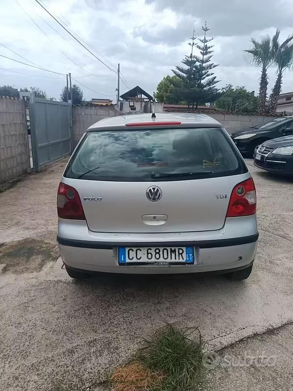 Usata VW Polo 75 CV (55 kW) 2003 Grigio Berlina