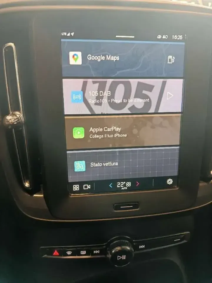 Usata Volvo XC40 163 CV (119 kW) 2020 Grigio SUV