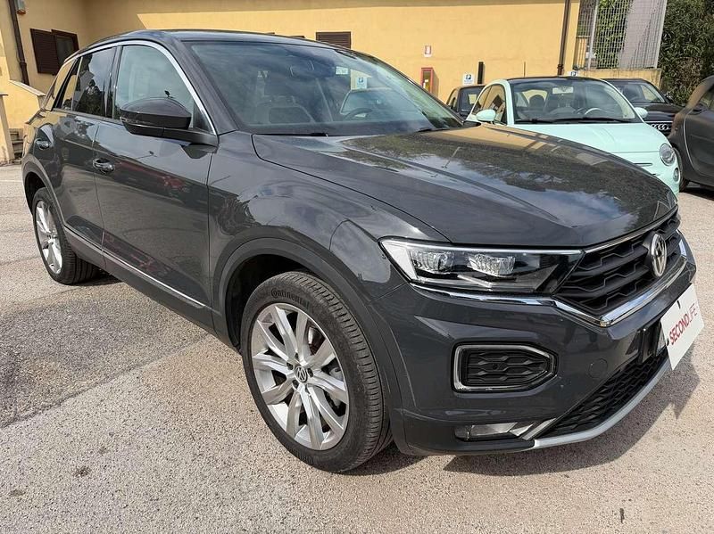 Usata VW T-Roc Advance 150 CV (110 kW) 2019 Grigio SUV