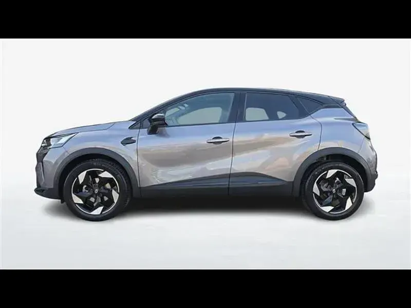Usata Renault Captur Techno 91 CV (66 kW) 2025 Grigio scuro SUV