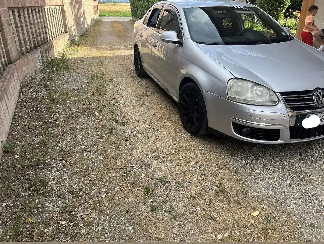 Usata VW Jetta Comfortline 105 CV (77 kW) 2007 Berlina