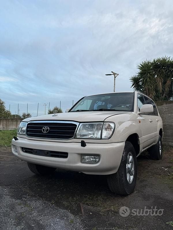 Bianco Usata 1998 Toyota Land Cruiser SUV | 19.000 € - Immagine 1/4