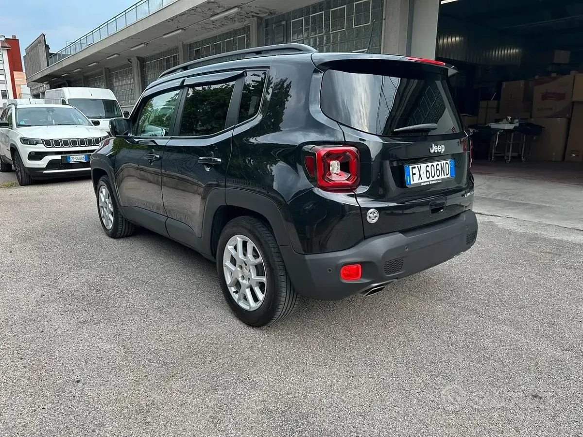 Begagnad Jeep Renegade 120 HK (88 kW) 2019 SUV