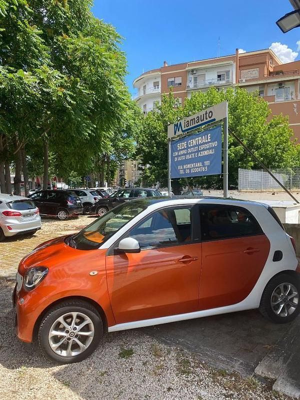 Usata Smart ForFour Passion 70 CV (51 kW) 2015 Arancione Utilitaria
