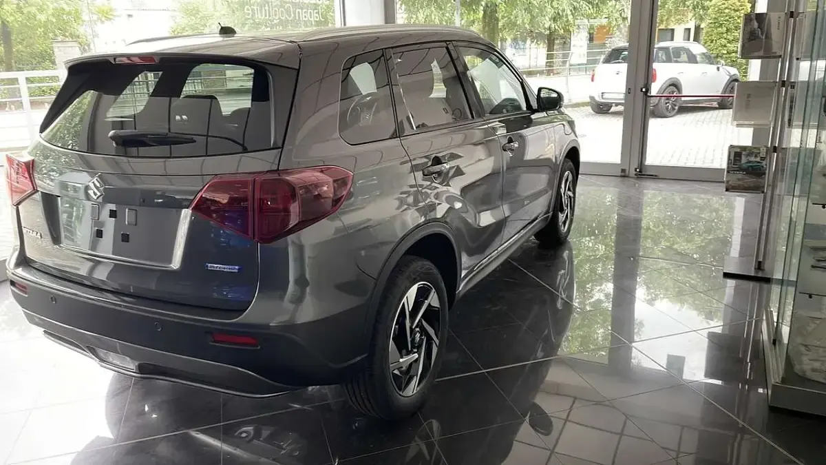 Nuova Suzuki Vitara 110 CV (80 kW) 2026 Oslo SUV