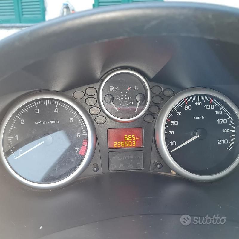 Usata Peugeot 206 60 CV (44 kW) 2009 Rosso Berlina