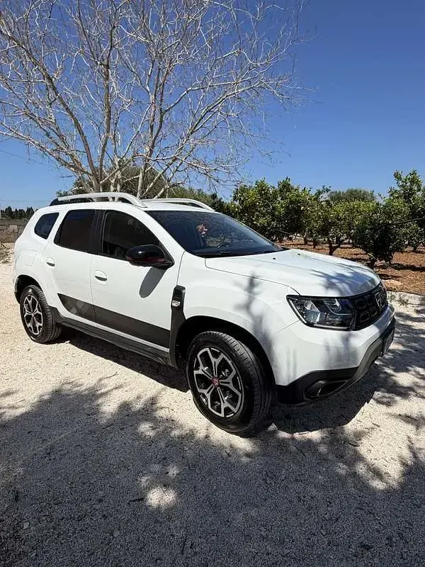 Usata Dacia Duster 114 CV (83 kW) 2019 Bianco SUV