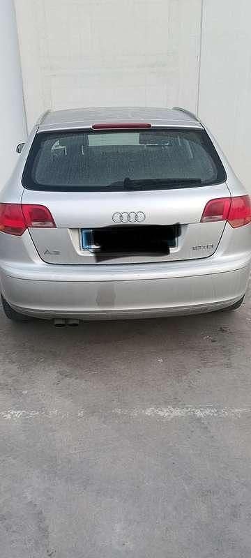 Usata Audi A3 Ambition 105 CV (77 kW) 2006 Argento Utilitaria