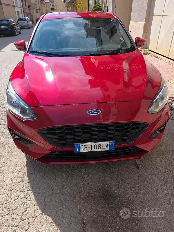 Usata Ford Focus ST-Line 120 CV (88 kW) 2021 Rosso Berlina
