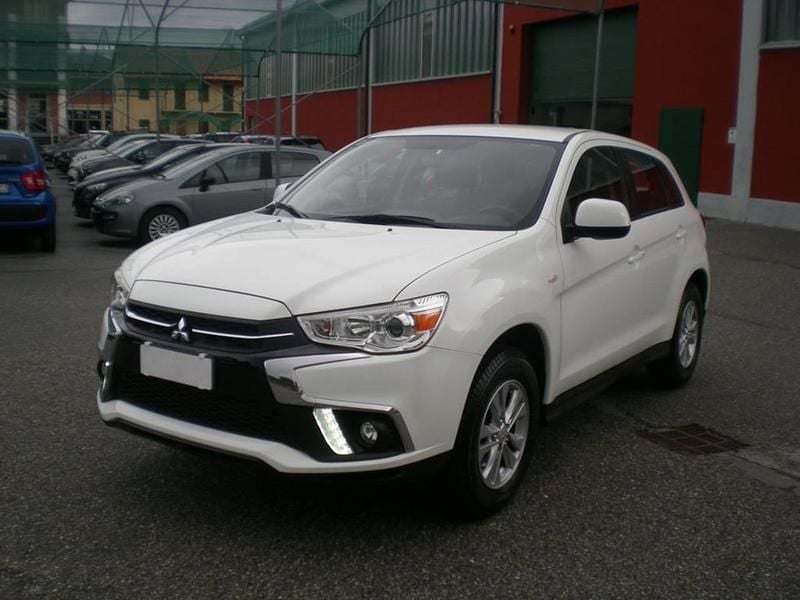 Usata Mitsubishi ASX Instyle 117 CV (86 kW) 2019 Bianco SUV