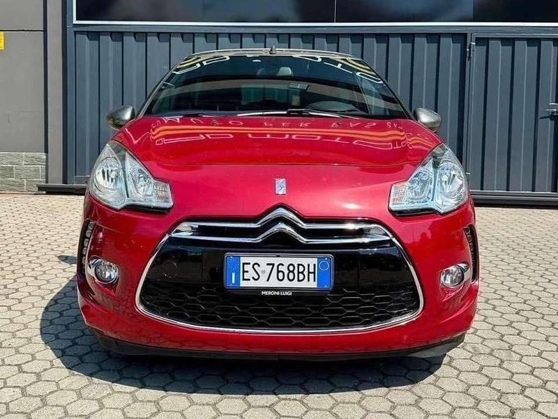 Rosso Usata 2013 Citroën DS3 Cabriolet Sport Chic Cabrio | 5000 € - Immagine 1/4