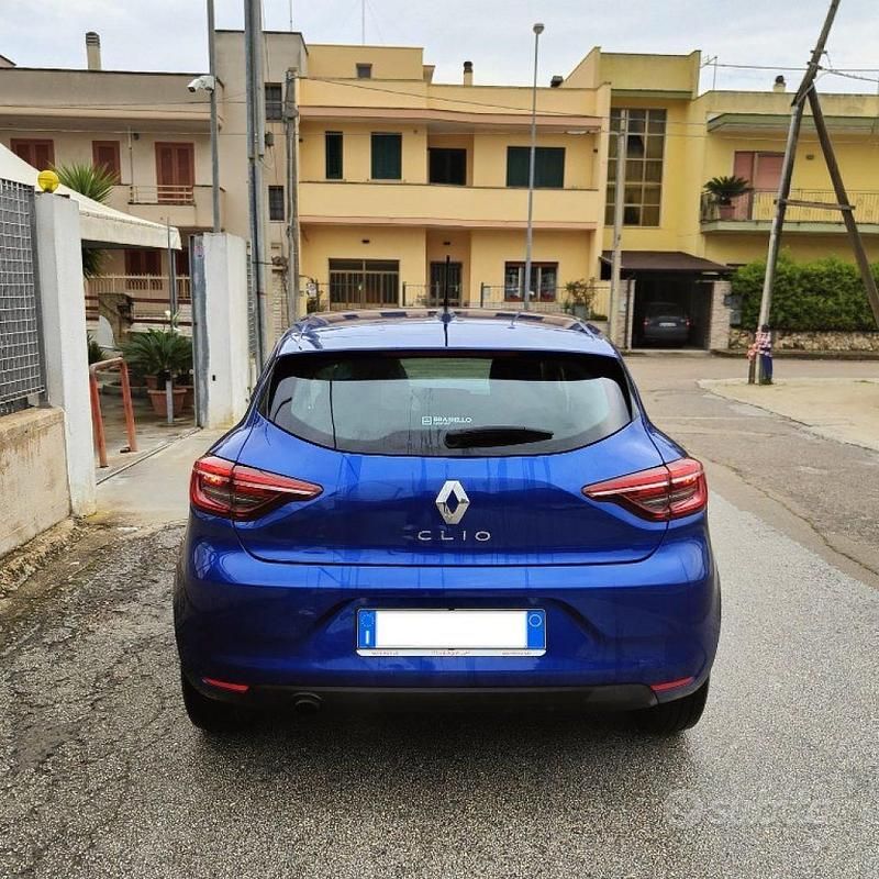 Usata Renault Clio V Equilibre 90 CV (66 kW) 2022 Blu Berlina