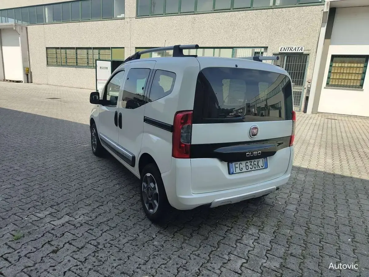 Usata Fiat Qubo Trekking 80 CV (58 kW) 2016 Bianco Monovolume