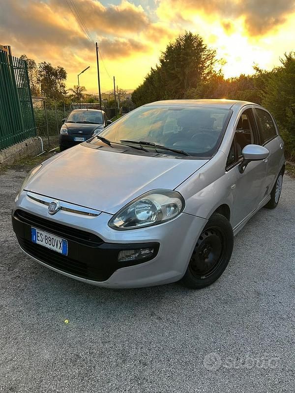 Usata Fiat Grande Punto 85 CV (62 kW) 2013 Utilitaria