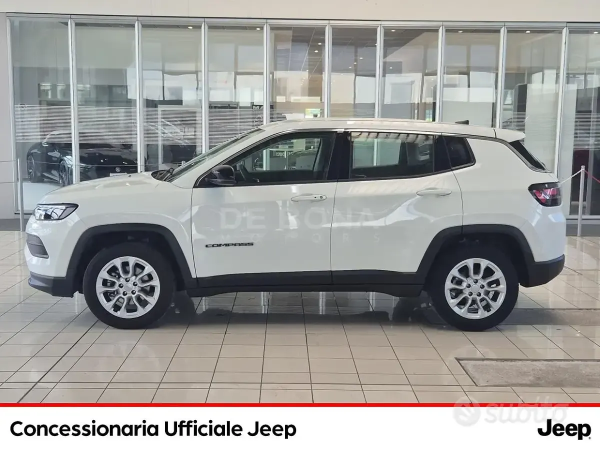 Usata Jeep Compass Longitude 131 CV (96 kW) 2022 Bianco SUV